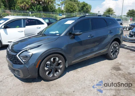 2023 Kia Sportage Plug-In Hybrid X-Line Prestige z USA, uszkodzony, nr VIN KNDPZDAH7P7059371